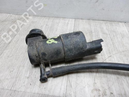 Used Washer pump RENAULT MASTER II Platform/Chassis (ED/HD/UD) 3.0 dCi 140 (ED0S, UD0S, HD0S) (136 hp) 13260960