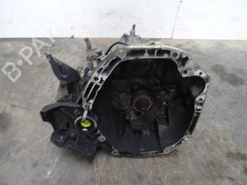 Used Gearbox RENAULT TWINGO II (CN0_) 1.5 dCi (CN0U) (84 hp) 13276378