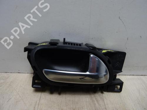 Used Front right interior door handle Front right interior door handle PEUGEOT 207 (WA_, WC_) 1.6 HDi (90 hp) 13225945 13225945