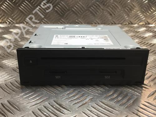 Used Radio Radio AUDI A3 Sportback (8VA, 8VF) 35 TFSI (150 hp) 33469711 33469711