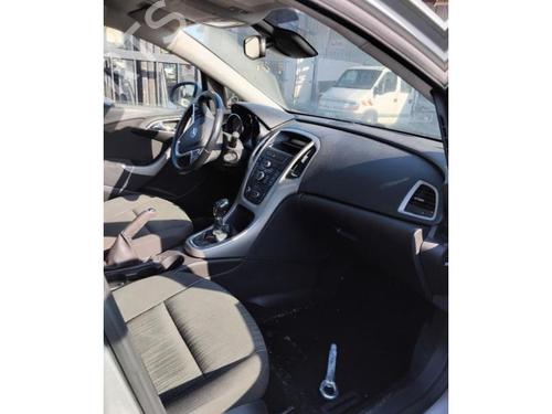 Front left seatbelt OPEL ASTRA J (P10) 1.7 CDTI (68) | BP26134437I26 