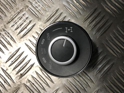 Comutador VW TOUAREG (7LA, 7L6, 7L7) 2.5 R5 TDI (174 hp) 31202171