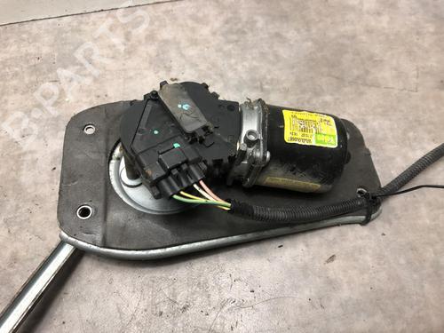 Used Front wiper motor PEUGEOT PARTNER MPV (5_, G_) 1.6 16V (109 hp) 31969883