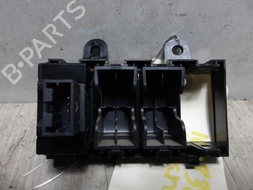 Used Switch NISSAN X-TRAIL II (T31) 2.0 dCi 4x4 (173 hp) 23034103