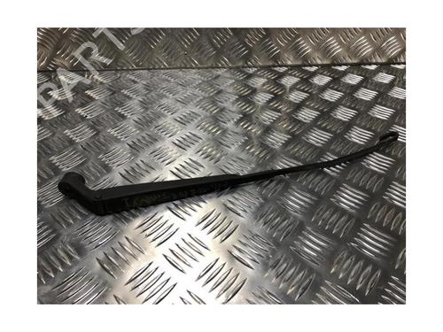 Front windshield wiper arm SUZUKI JIMNY Closed Off-Road Vehicle (SN) 1.5 DDiS 4x4 | BP21260820C143 