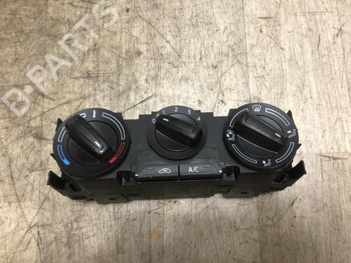 Used Climate control SKODA FABIA III (NJ3) 1.0 (75 hp) 24329668