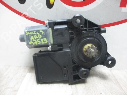 Rudehejsemotor bagstkærm højre RENAULT SCÉNIC III (JZ0/1_) 1.5 dCi | BP12965687E22 
