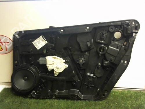 Used Front right window mechanism MERCEDES-BENZ GLA-CLASS (X156) GLA 180 CDI / d (156.912) (109 hp) 30781099