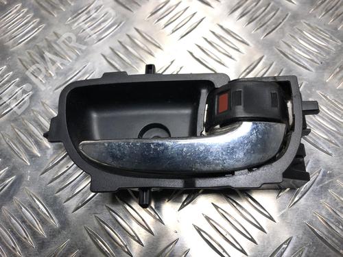 Used Rear right interior door handle TOYOTA YARIS (_P9_) 1.4 D-4D (NLP90_, NLP90R) (90 hp) 23036828
