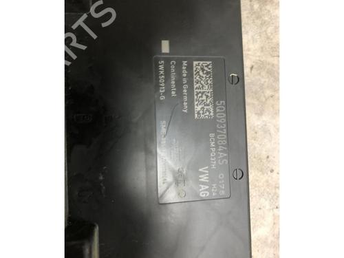 Fuse box VW GOLF VII (5G1, BQ1, BE1, BE2) 2.0 GTD | BP23036387E1 