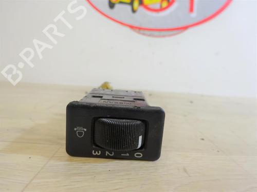 Used Switch NISSAN X-TRAIL I (T30) 2.2 Di 4x4 (114 hp) 13036690