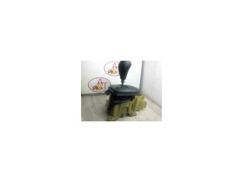 Used Gear lever HYUNDAI SANTA FÉ I (SM) 2.0 CRDi 4x4 (113 hp) 13265469