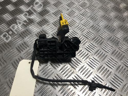 Used Hood lock Hood lock MERCEDES-BENZ GLB (X247) GLB 200 Mild-Hybrid (247.687) (163 hp) 33338300 33338300