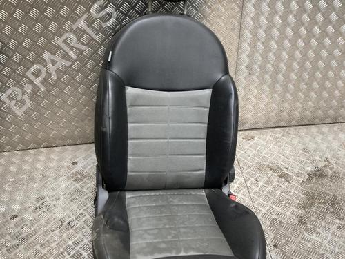 Used Right front seat Right front seat FIAT 500 (312_) 1.3 D Multijet (312AXB1A) (75 hp) 39954752 39954752