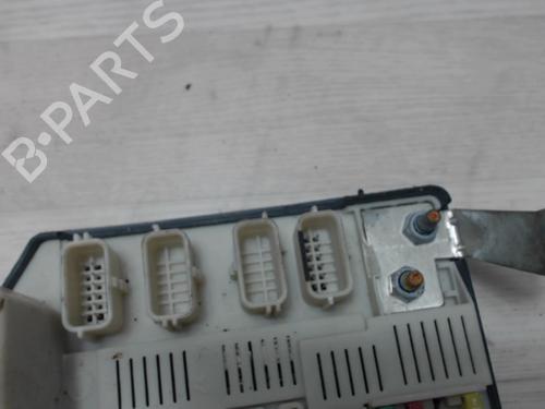 Used Fuse box RENAULT MEGANE II (BM0/1_, CM0/1_) 1.5 dCi (BM1E, CM1E) (106 hp) 13036153