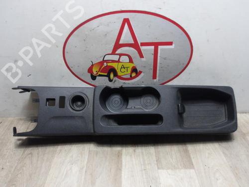 Middenconsole RENAULT CAPTUR I (J5_, H5_) 0.9 TCe 90 (90 hp) 28684239