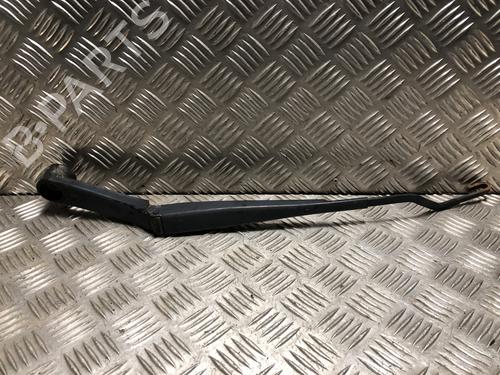 Used Front windshield wiper arm Front windshield wiper arm 39227088 39227088