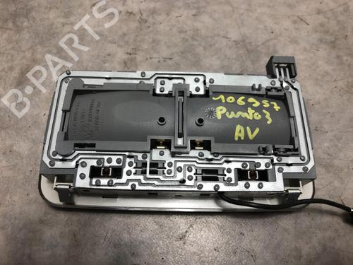 Used Interior roof light FIAT PUNTO EVO (199_) 1.3 D Multijet (199AXC1A, 199BXC1A, 199AXT1A, 199BXT1A) (75 hp) 23109683