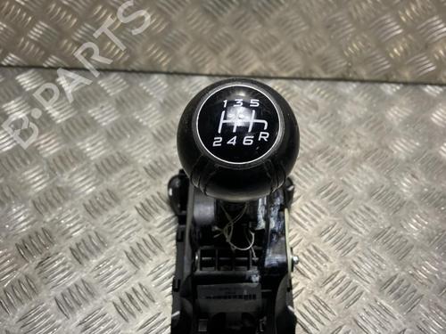 Used Gear lever FIAT TIPO Saloon (356_, 357_) 1.4 (356SXA1B) (95 hp) 32010564