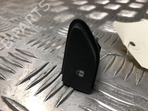 Used Switch RENAULT CAPTUR I (J5_, H5_) 1.5 dCi 90 (J5N4, J5M5, J5MW, J5M6, J5AL, J5AJ) (90 hp) 25306984