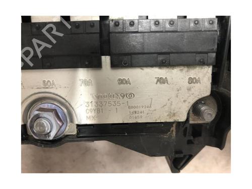 Fuse box VOLVO V40 Hatchback (525) T2 GTDi | BP20623847E1