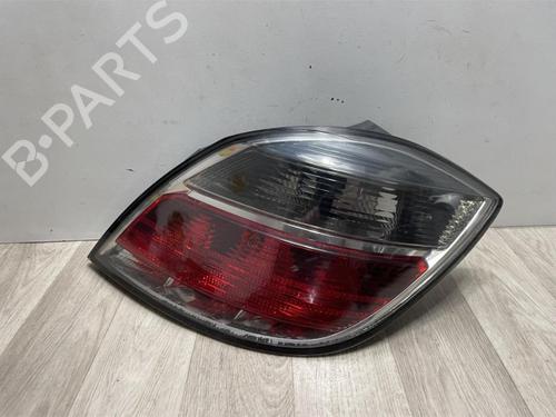 Høyre baklys OPEL ASTRA H (A04) 1.7 CDTI (L48) (125 hp) 20626133
