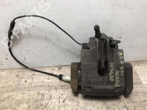 Used Right rear brake caliper BMW 5 Touring (E61) 525 d (197 hp) 23873539