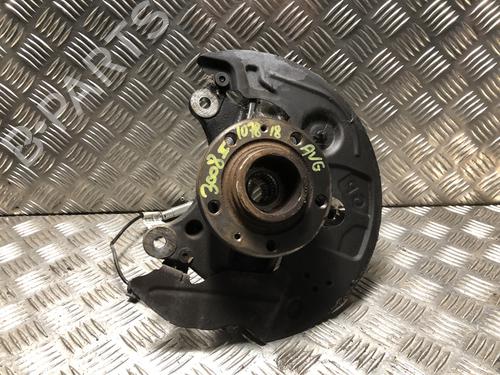 Used Left front steering knuckle Left front steering knuckle PEUGEOT 3008 II SUV (MC_, MR_, MJ_, M4_) 1.2 THP/ PureTech 130 (MRHNSM, MRHNSU, MRHNSJ, MRHNYW,... (131 hp) 36405870 36405870