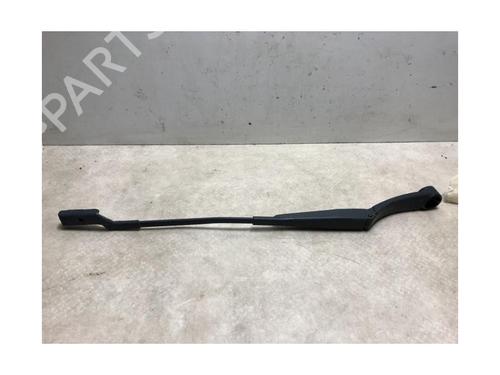 Front windshield wiper arm HYUNDAI i30 (FD) 1.6 CRDi | BP23034864C143 