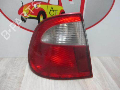 Feu arrière gauche SEAT CORDOBA (6K1, 6K2) 1.9 SDI (68 hp) 31195631