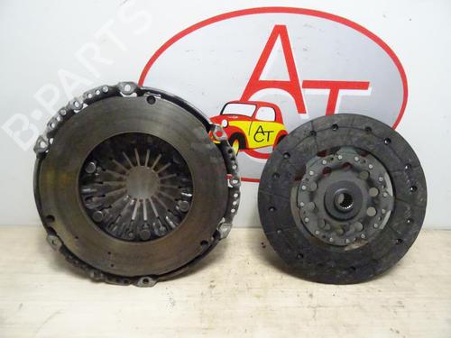 other-renault-trafic-iii-bus-jg_-16-dci-95-jgmr-jgmj-2014-20613214 main image