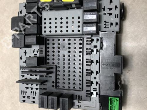 Used Fuse box Fuse box 39050719 39050719