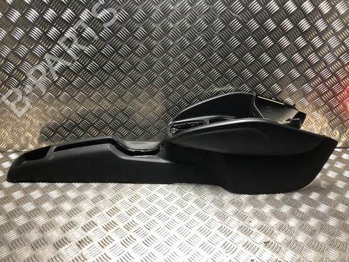 middle-console-audi-a1-8x1-8xk-2010-2011-2012-2013-2014-2015-2016-2017-2018-2019-32283866 main image