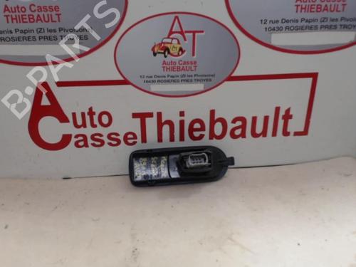 Used Right front window switch RENAULT SCÉNIC II (JM0/1_) 1.9 dCi (JM0G, JM12, JM1G, JM2C) (120 hp) 13037028