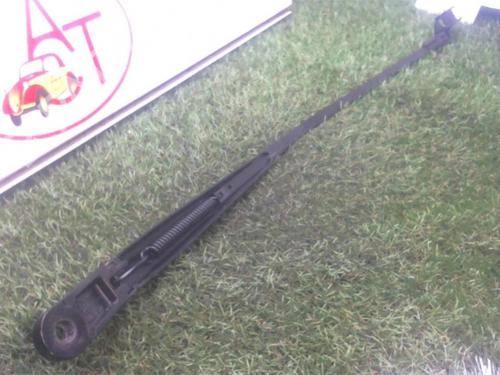 Front windshield wiper arm PEUGEOT 5008 (0U_, 0E_) 2.0 HDi | BP13266120C143 