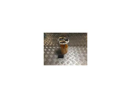 Used Fuel pump DACIA SANDERO 1.5 dCi (88 hp) 27554384