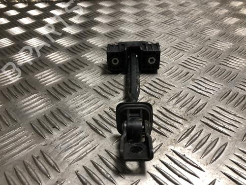 hingedoor-check-strap-vw-golf-vii-5g1-bq1-be1-be2-2012-2013-2014-2015-2016-2017-2018-2019-2020-2021-33286272 main image