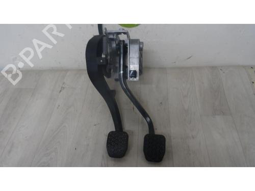 Used Pedal BMW 3 (E90) 320 d (163 hp) 12962908