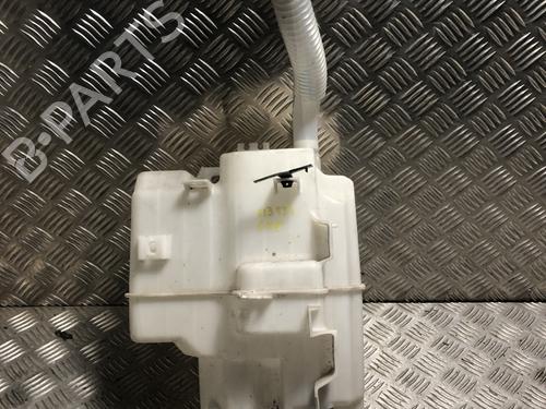 Used Windscreen washer tank Windscreen washer tank 39534009 39534009