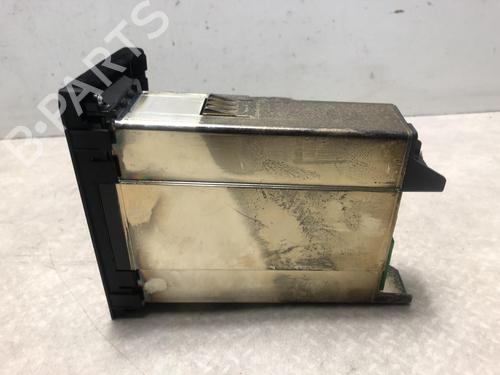 Used Radio Radio 39050704 39050704