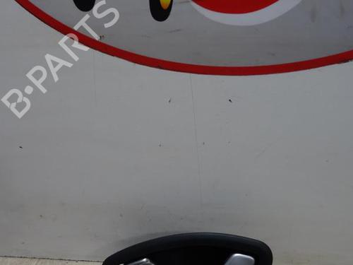 Used Rear left interior door handle RENAULT LAGUNA III (BT0/1) 2.0 dCi (BT01, BT08, BT09, BT0E, BT0K, BT12, BT1C, BT1D,... (150 hp) 13035812