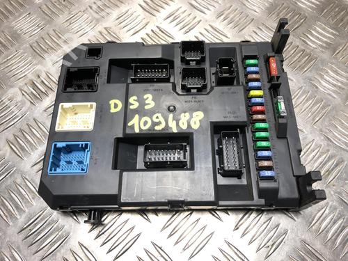 Used Fuse box DS DS 3 (SA_) 1.6 BlueHDi 100 (SABHY0, SABHYT) (99 hp) 23421464