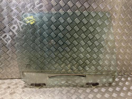 Used Rear right door window Rear right door window RENAULT SCÉNIC III (JZ0/1_) 1.9 dCi (JZ0J, JZ1J, JZ1K, JZ1S) (131 hp) 33677289 33677289