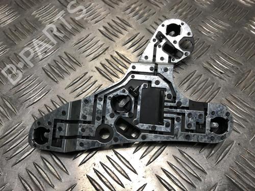 Used Licence plate light TOYOTA AVENSIS (_T25_) 2.0 D-4D (ADT250_, ADT250R) (126 hp) 23879030