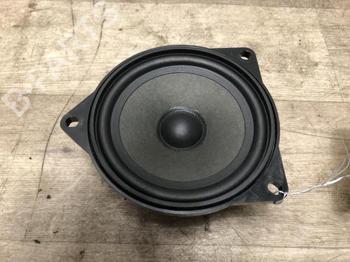 Used Speaker BMW 5 Touring (E61) 525 d (197 hp) 23872692