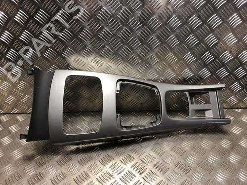 Consola central RENAULT LAGUNA III (BT0/1) 1.5 dCi (BT00, BT0A, BT0T, BT1J) (110 hp) 31200708