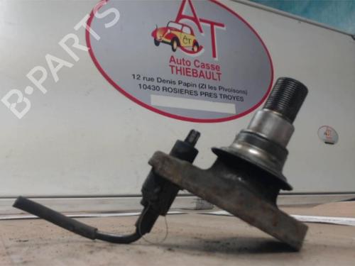 Used Left rear steering knuckle RENAULT ESPACE III (JE0_) 2.2 12V TD (JE0E, JE0H, JE0P) (113 hp) 12973482