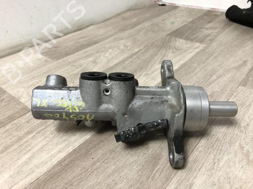 Used Brake master cylinder SEAT ALTEA XL (5P5, 5P8) 1.9 TDI (105 hp) 23068120