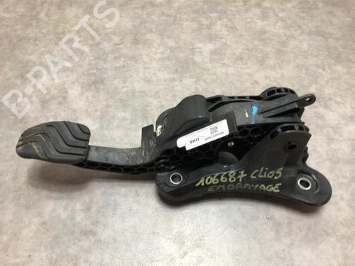 Used Clutch pedal RENAULT CLIO V (B7_) 1.0 TCe 90 (B7MT) (91 hp) 23128651