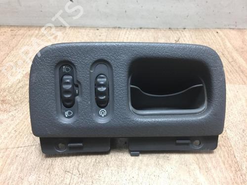 Used Switch RENAULT MEGANE I Coach (DA0/1_) 1.9 dTi (DA0N) (98 hp) 13221537